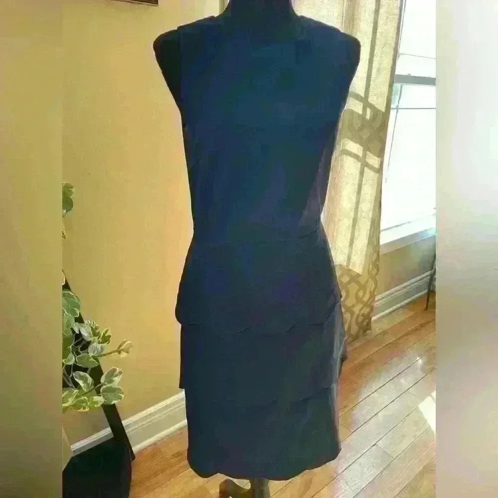 J Mclaughlin Navy Blue Scallop Hem Tiered Sleeveless Sheath Dress Women’s Size 4 - Picture 10 of 14